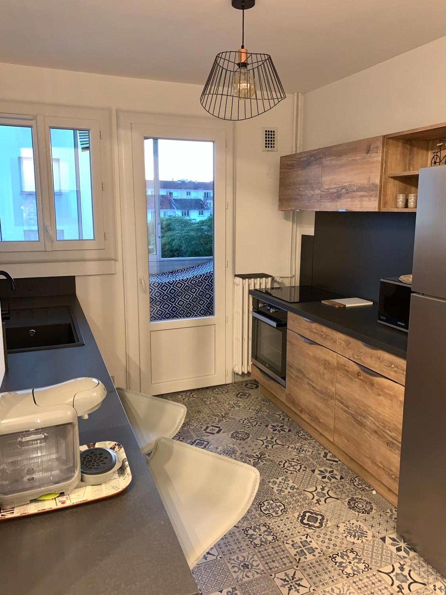 Bel Appartement Renove En Centre Ville Лимож Екстериор снимка
